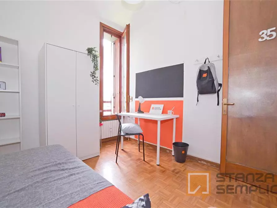 Immagine 1 di Stanza singola in affitto  in Via Belvedere 35 a Lecco