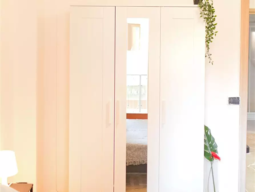 Immagine 5 di Stanza singola in affitto  in Via Piave, 15 a Varese