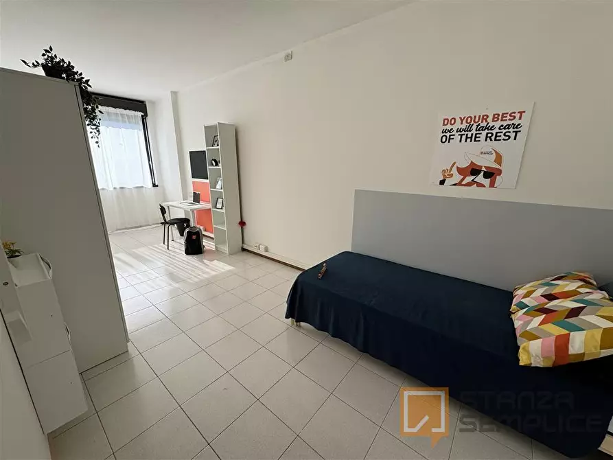 Immagine 1 di Stanza singola in affitto  in Via Zambra, 11 a Trento