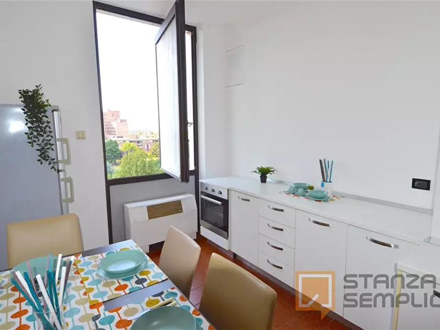 Immagine 12 di Stanza singola in affitto  in Viale Corassori 70 a Modena