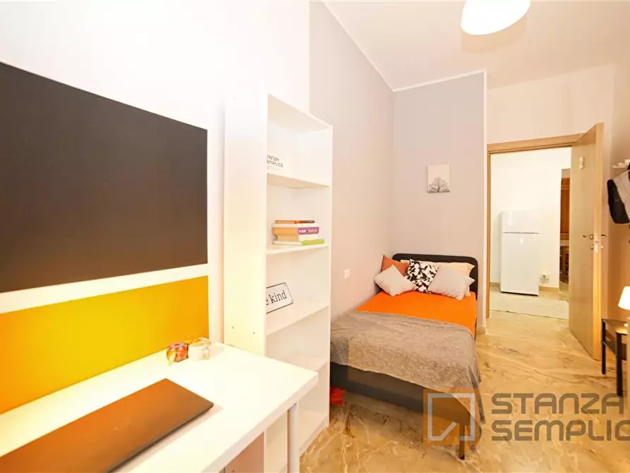 Immagine 5 di Stanza singola in affitto  in Via Piave, 15 a Varese