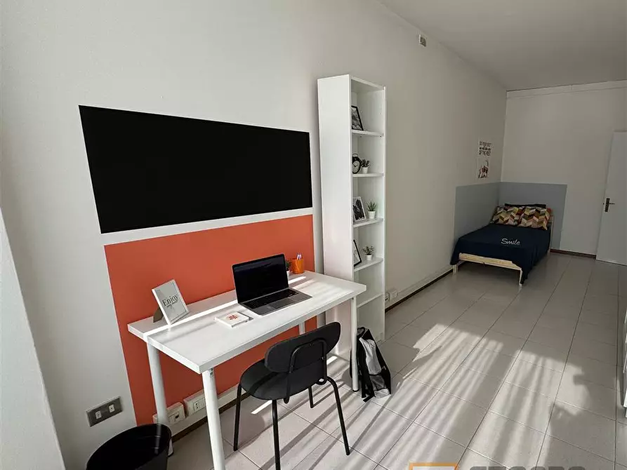 Immagine 4 di Stanza singola in affitto  in Via Zambra, 11 a Trento