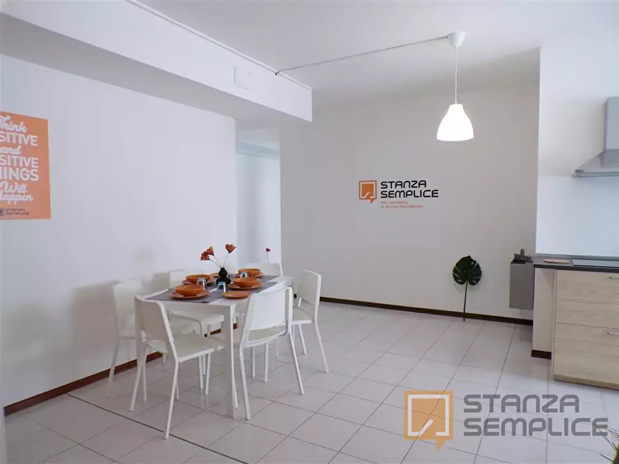 Immagine 16 di Stanza singola in affitto  in Via Zambra, 11 a Trento