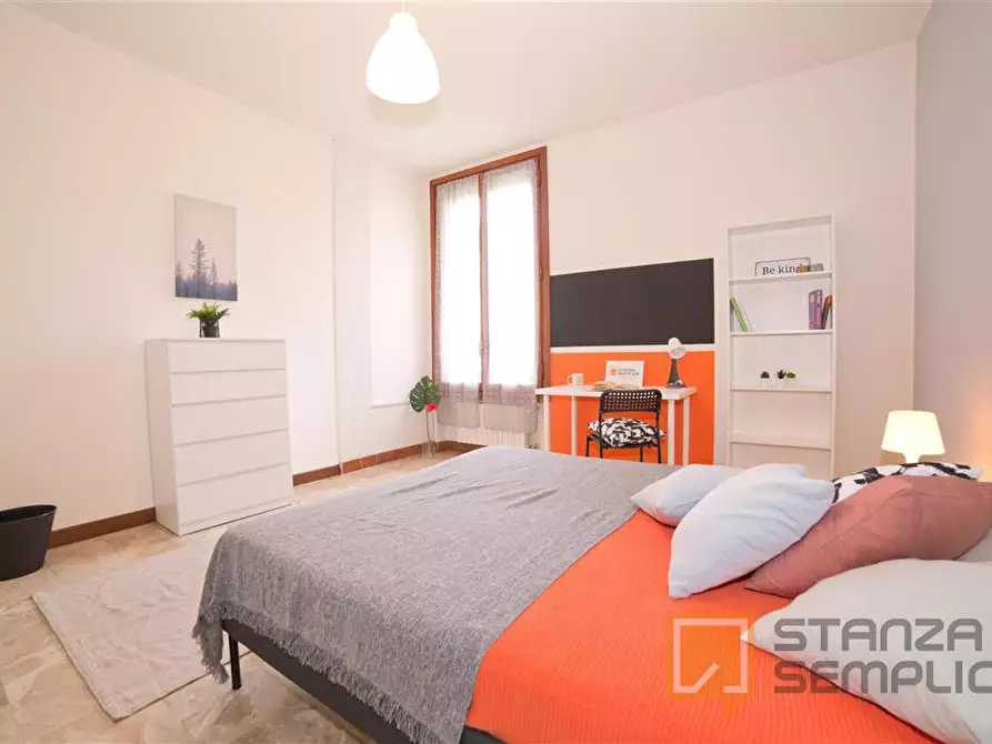 Immagine 2 di Stanza singola in affitto  in Via Belvedere 35 a Lecco