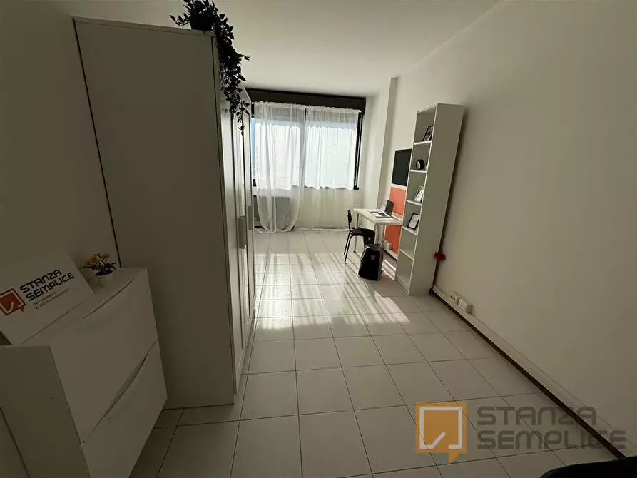 Immagine 2 di Stanza singola in affitto  in Via Zambra, 11 a Trento