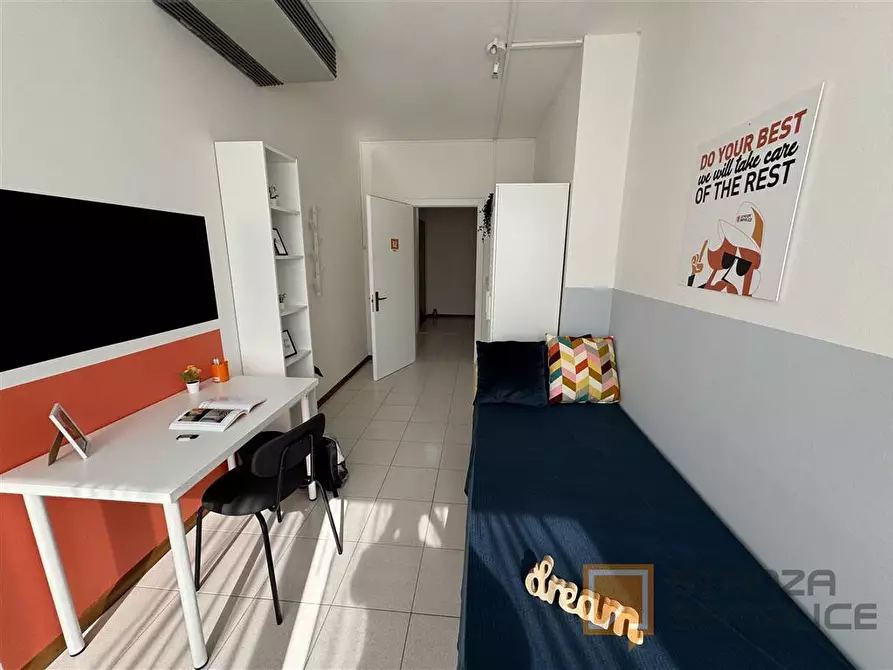 Immagine 5 di Stanza singola in affitto  in Via Zambra, 11 a Trento