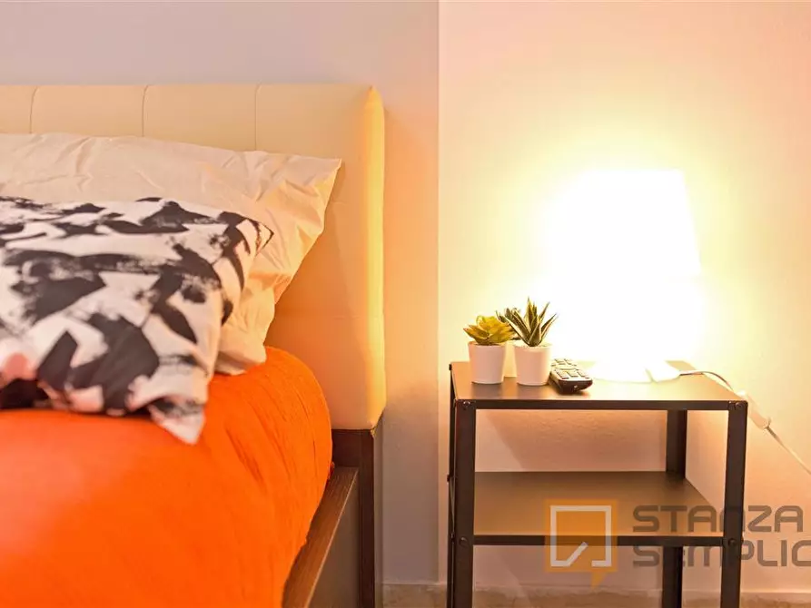 Immagine 3 di Stanza singola in affitto  in Via Piave, 15 a Varese