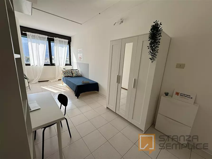 Immagine 3 di Stanza singola in affitto  in Via Zambra, 11 a Trento