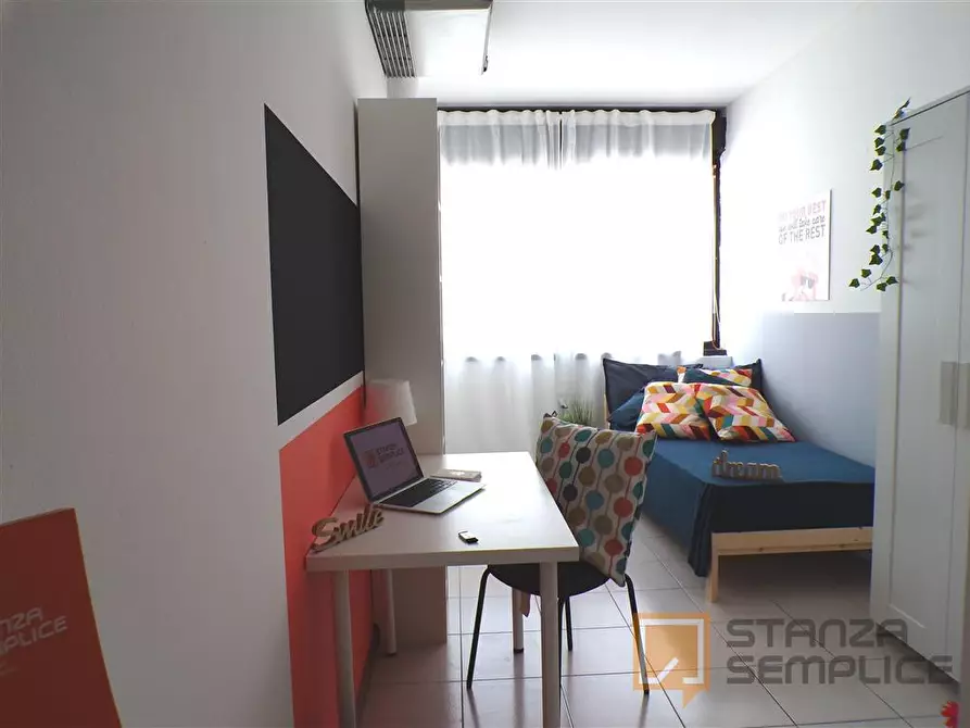 Immagine 2 di Stanza singola in affitto  in Via Zambra, 11 a Trento