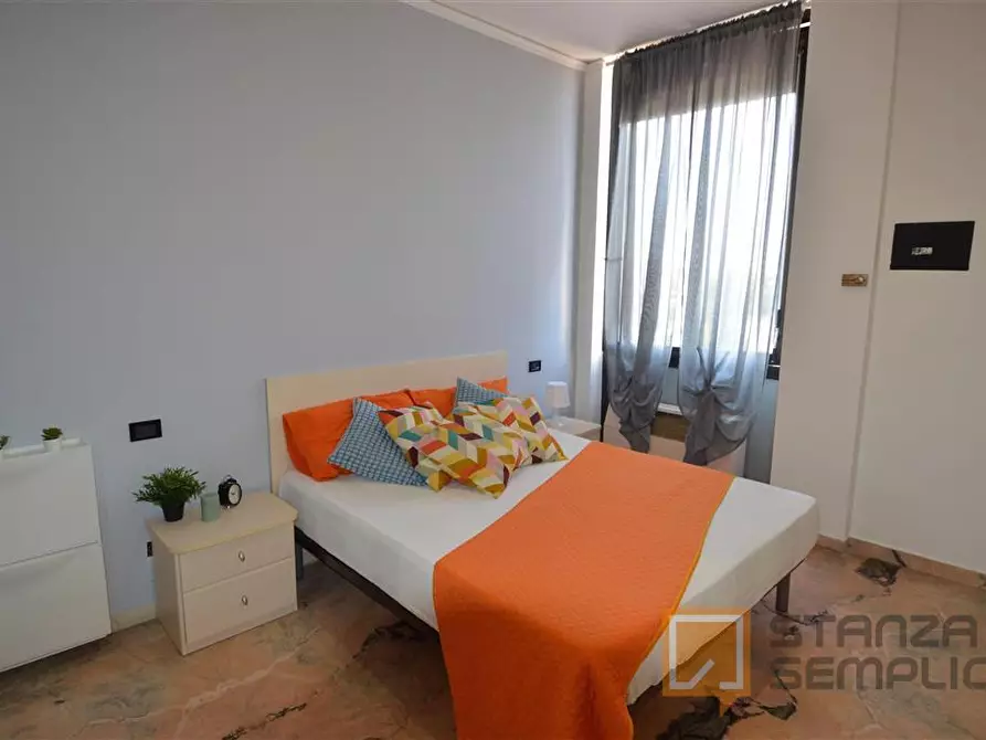 Immagine 1 di Stanza singola in affitto  in Viale Corassori 70 a Modena