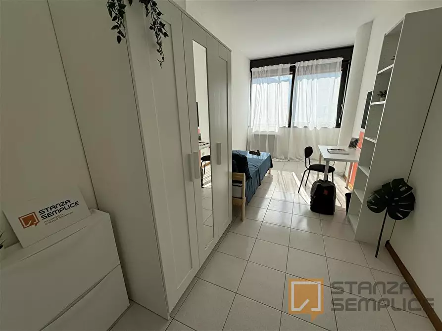 Immagine 2 di Stanza singola in affitto  in Via Zambra, 11 a Trento