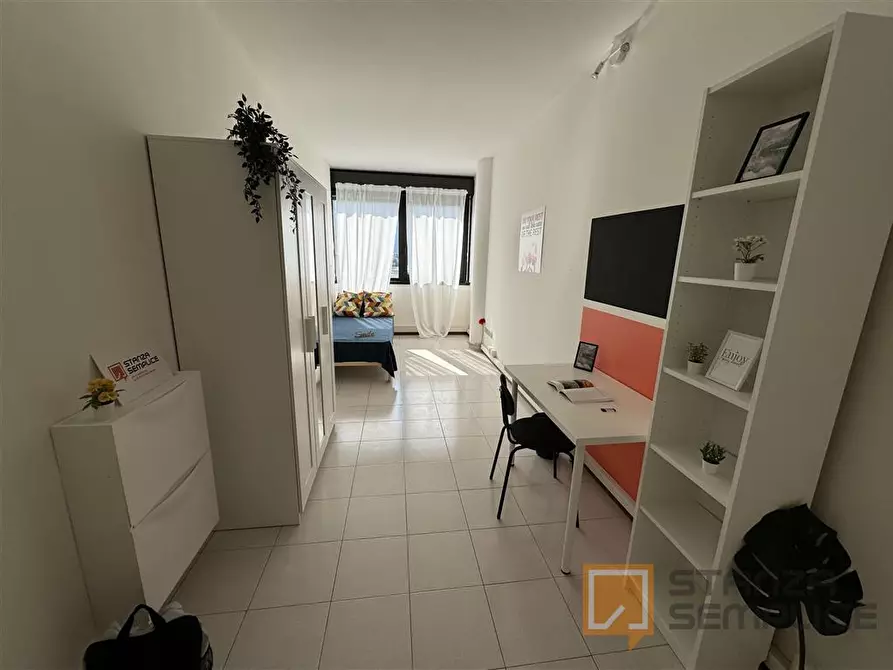 Immagine 2 di Stanza singola in affitto  in Via Zambra, 11 a Trento