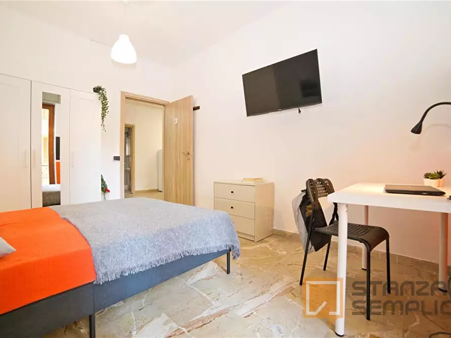 Immagine 8 di Stanza singola in affitto  in Via Piave, 15 a Varese