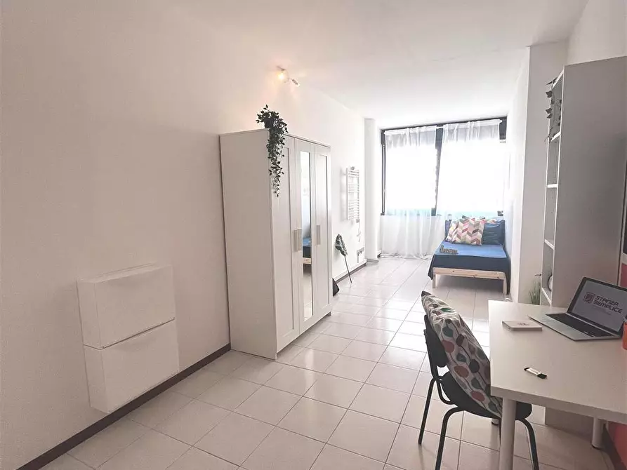 Immagine 1 di Stanza singola in affitto  in Via Zambra, 11 a Trento