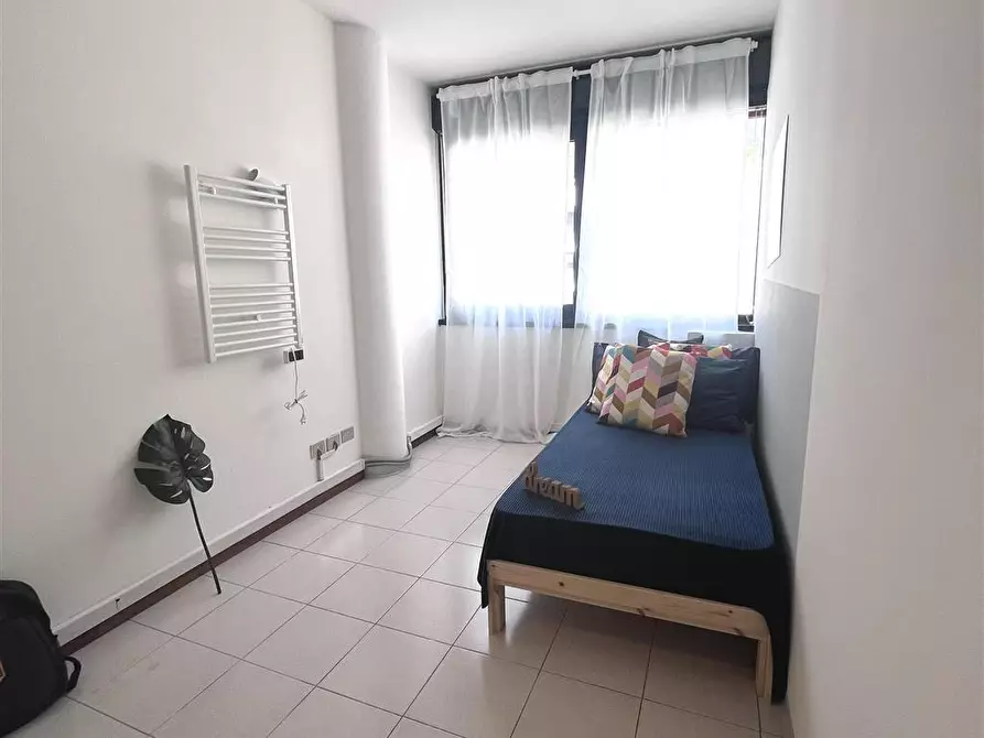 Immagine 3 di Stanza singola in affitto  in Via Zambra, 11 a Trento