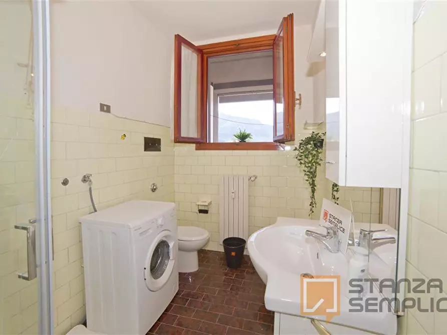 Immagine 17 di Stanza singola in affitto  in Via Belvedere 35 a Lecco