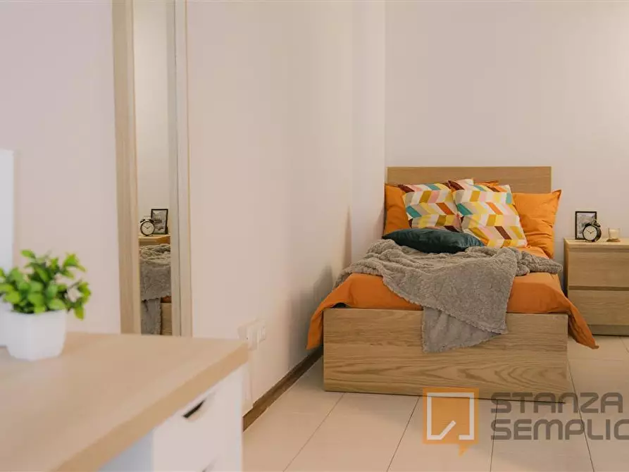 Immagine 5 di Stanza singola in affitto  in Via Zambra, 11 a Trento