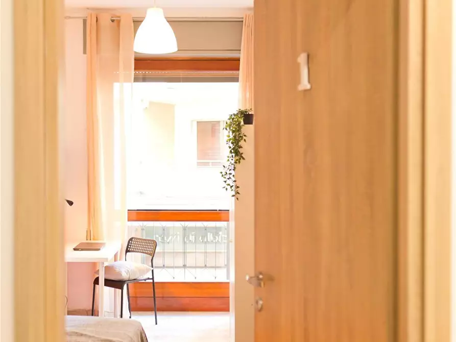 Immagine 6 di Stanza singola in affitto  in Via Piave, 15 a Varese