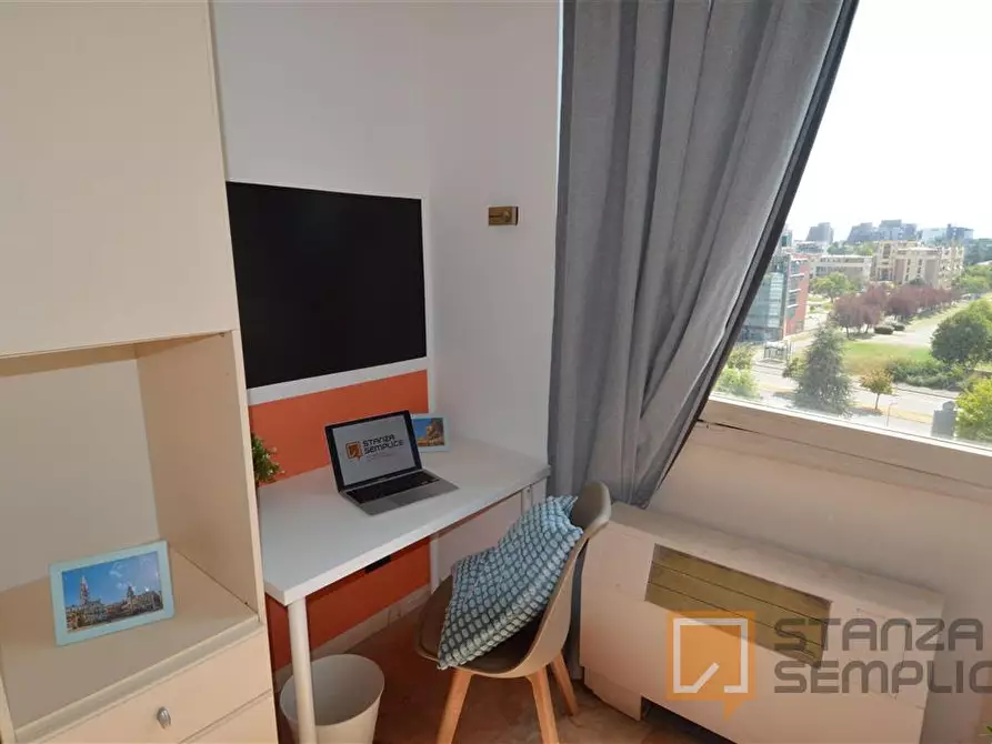 Immagine 2 di Stanza singola in affitto  in Viale Corassori 70 a Modena