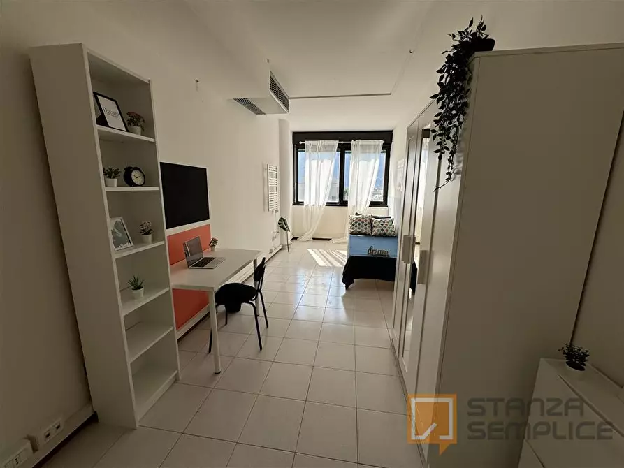 Immagine 2 di Stanza singola in affitto  in Via Zambra, 11 a Trento