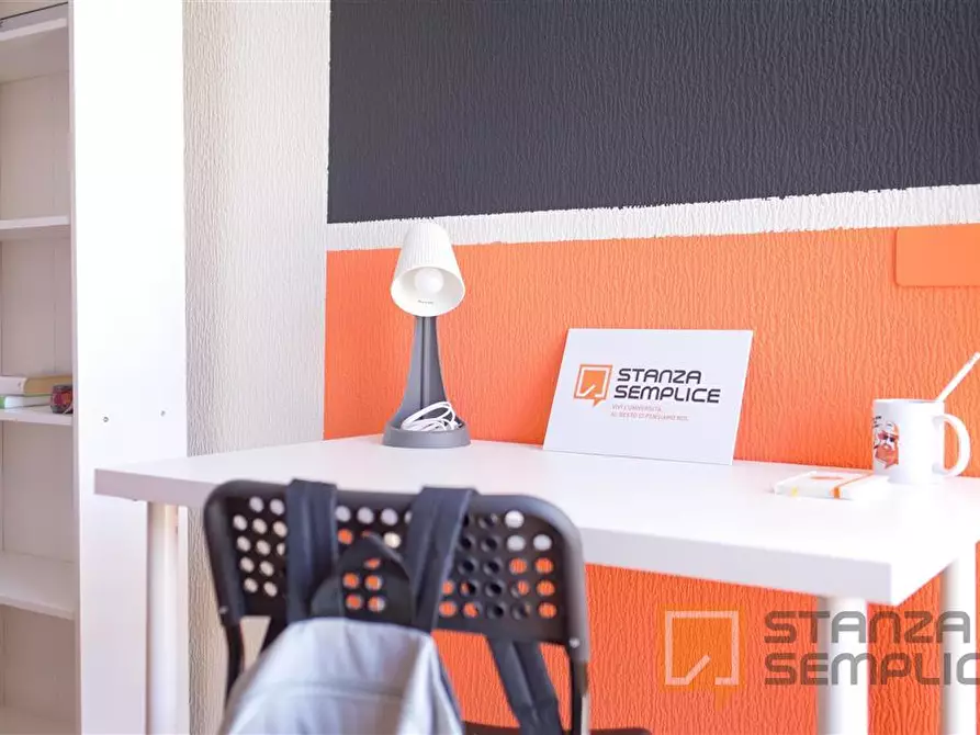 Immagine 5 di Stanza singola in affitto  in Via Belvedere 35 a Lecco