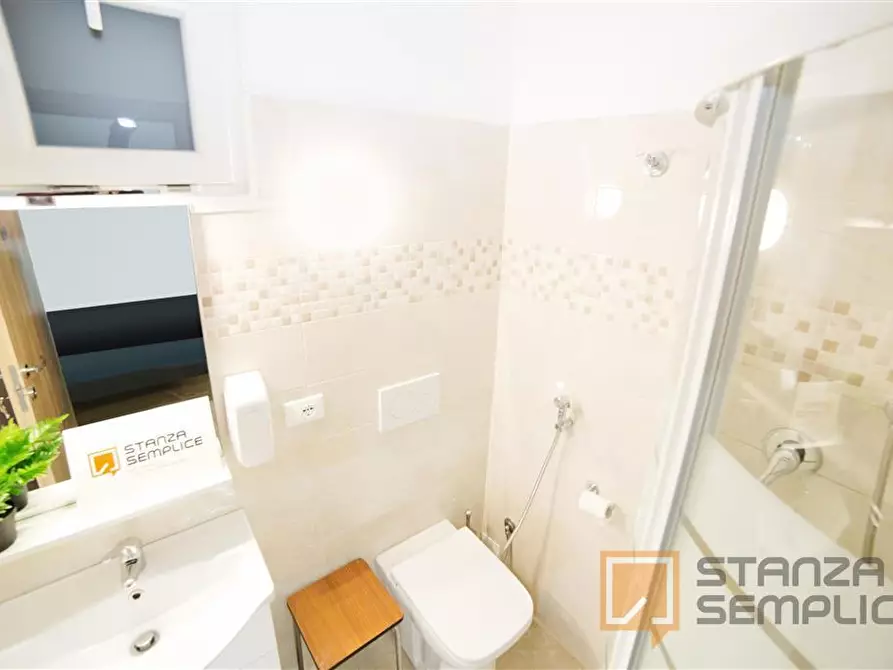 Immagine 17 di Stanza singola in affitto  in Via Piave, 15 a Varese