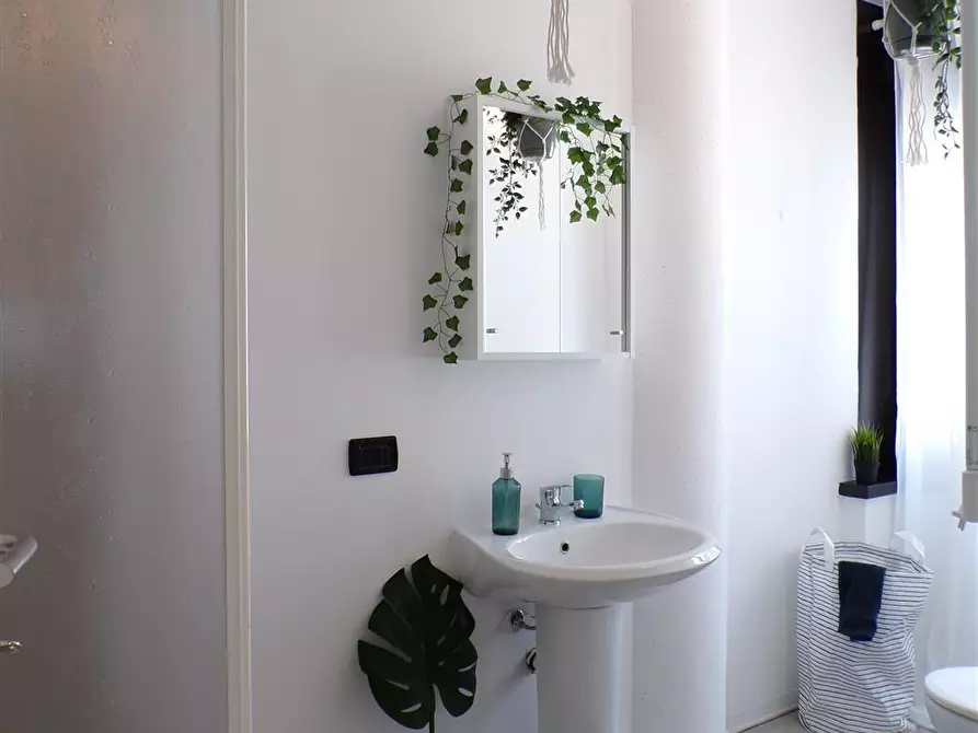 Immagine 10 di Stanza singola in affitto  in Via Zambra, 11 a Trento