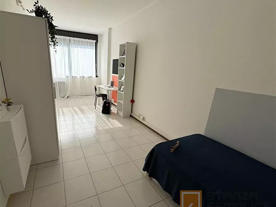 Immagine 1 di Stanza singola in affitto  in Via Zambra, 11 a Trento