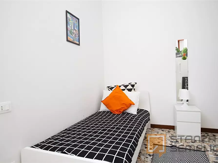 Immagine 4 di Stanza singola in affitto  in VIA GARIBALDI, 107 a Rimini