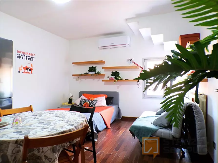 Immagine 11 di Stanza singola in affitto  in Via Dei Bibiena n 4 a Bologna