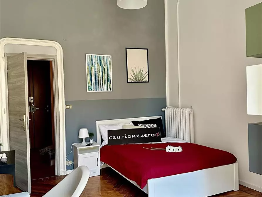 Immagine 1 di Stanza singola in affitto  in Via Nizza n.108 a Torino