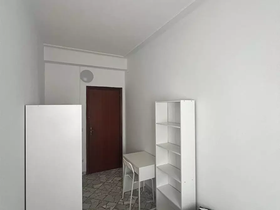 Immagine 2 di Stanza singola in affitto  in Via Via Davanzati 6 a Bari