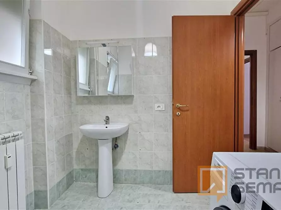 Immagine 12 di Stanza singola in affitto  in Lungotevere di Pietra Papa, 61  a Roma