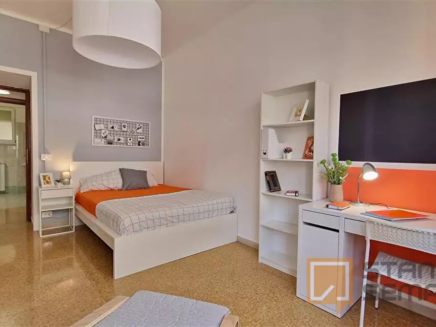 Immagine 4 di Stanza singola in affitto  in Lungotevere di Pietra Papa, 61  a Roma