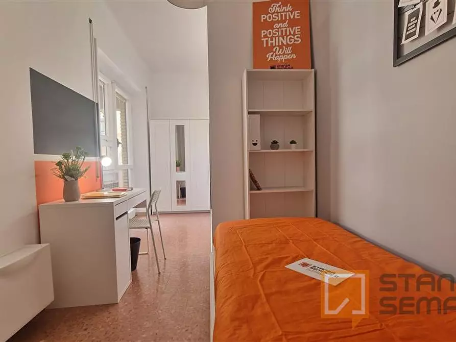 Immagine 5 di Stanza singola in affitto  in Via Lungotevere di Pietra Papa, 61  a Roma