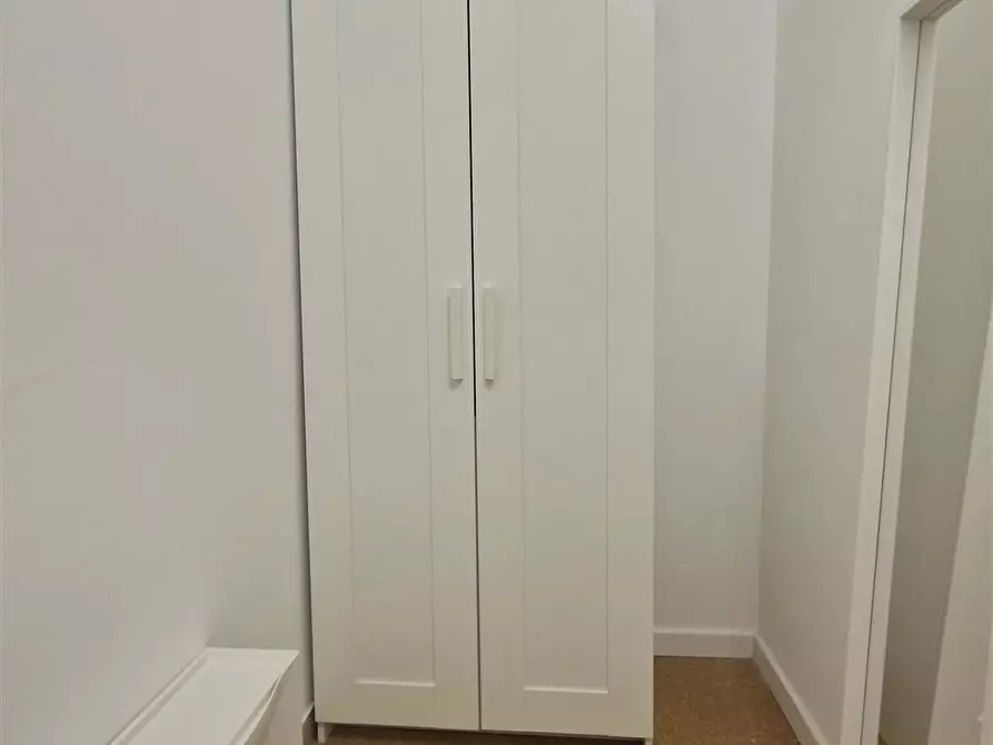 Immagine 2 di Stanza singola in affitto  in Via Lungotevere di Pietra Papa, 61  a Roma