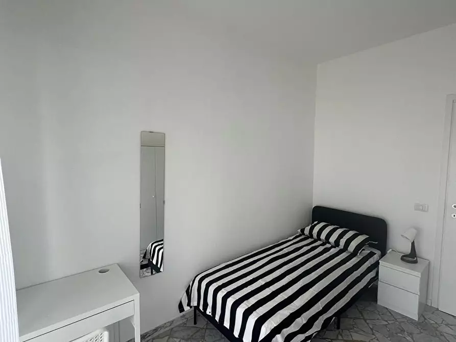 Immagine 2 di Stanza singola in affitto  in Via Davanzati 6 a Bari