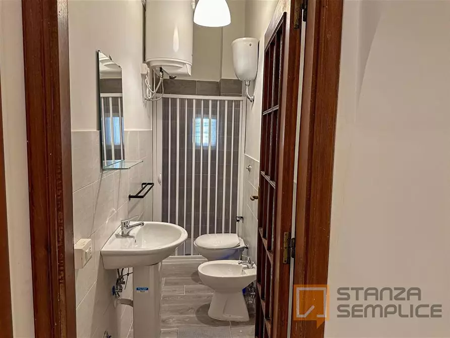 Immagine 14 di Stanza singola in affitto  in Vico Sedil Capuano 10  a Napoli