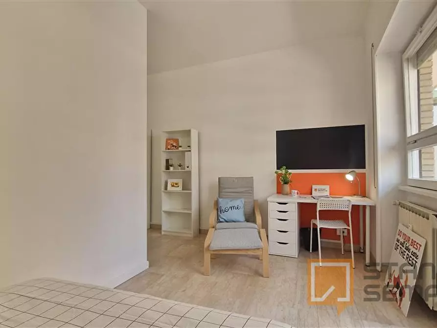 Immagine 2 di Stanza singola in affitto  in Lungotevere di Pietra Papa, 61  a Roma