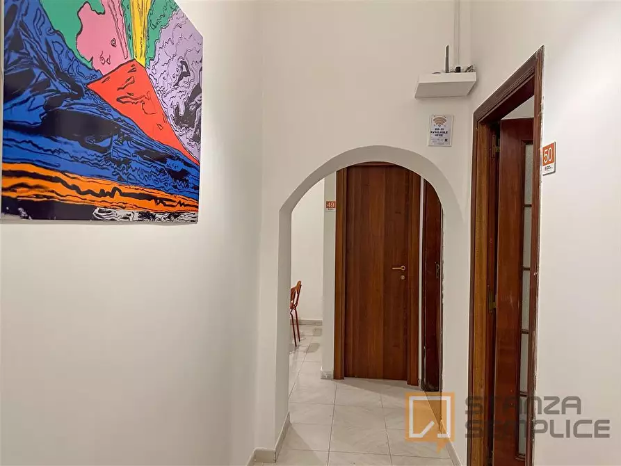 Immagine 13 di Stanza singola in affitto  in Vico Sedil Capuano 10  a Napoli