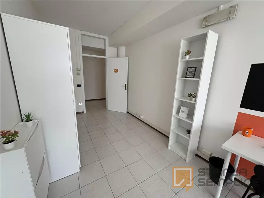 Immagine 6 di Stanza singola in affitto  in Via Zambra, 11 a Trento