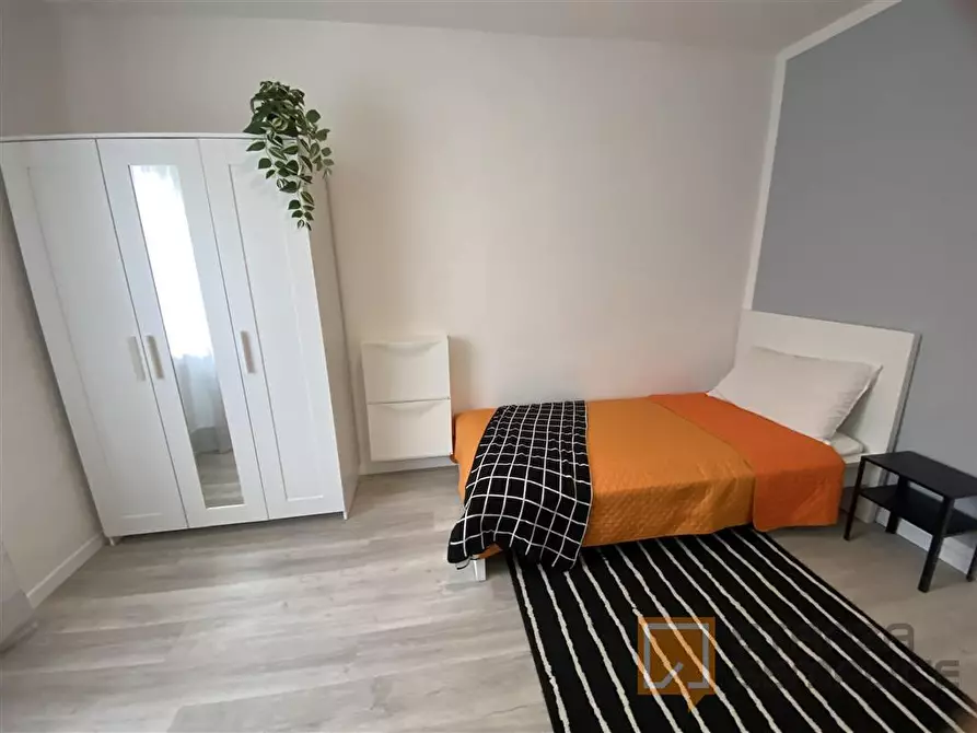 Immagine 5 di Stanza singola in affitto  in VIA MONTE MAGGIO 18 a Rovereto