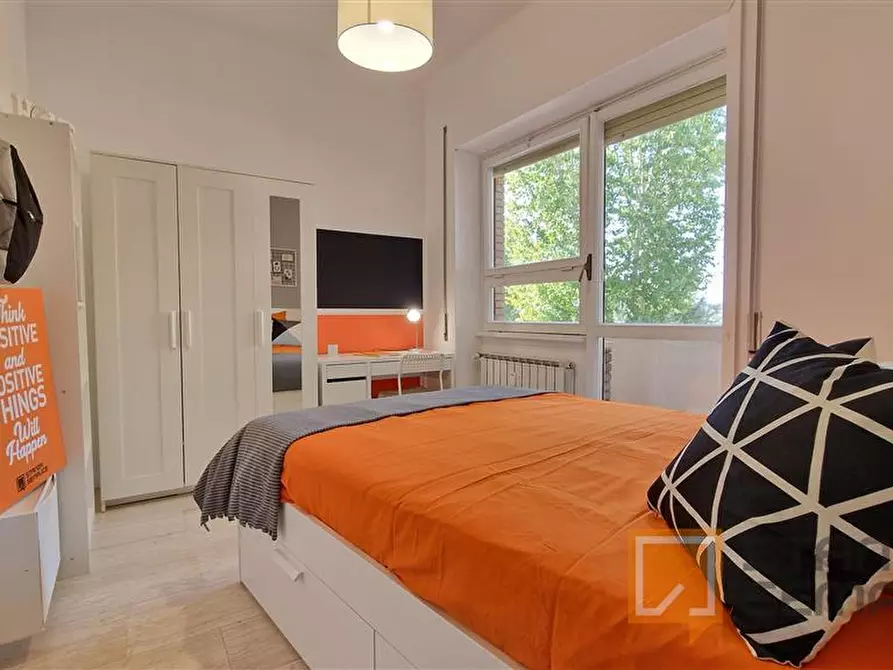 Immagine 1 di Stanza singola in affitto  in Lungotevere di Pietra Papa, 61  a Roma