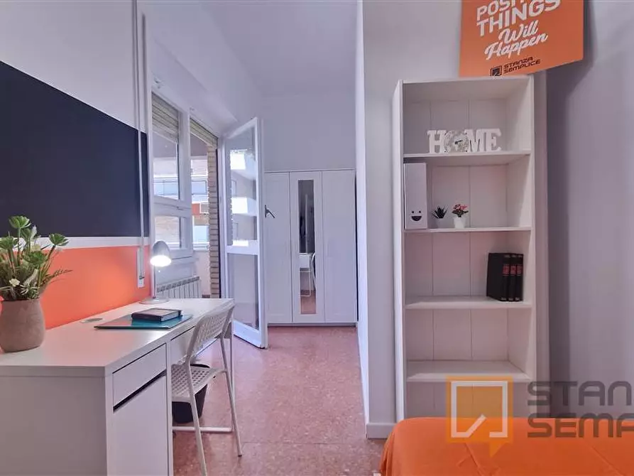 Immagine 4 di Stanza singola in affitto  in Lungotevere di Pietra Papa, 61  a Roma