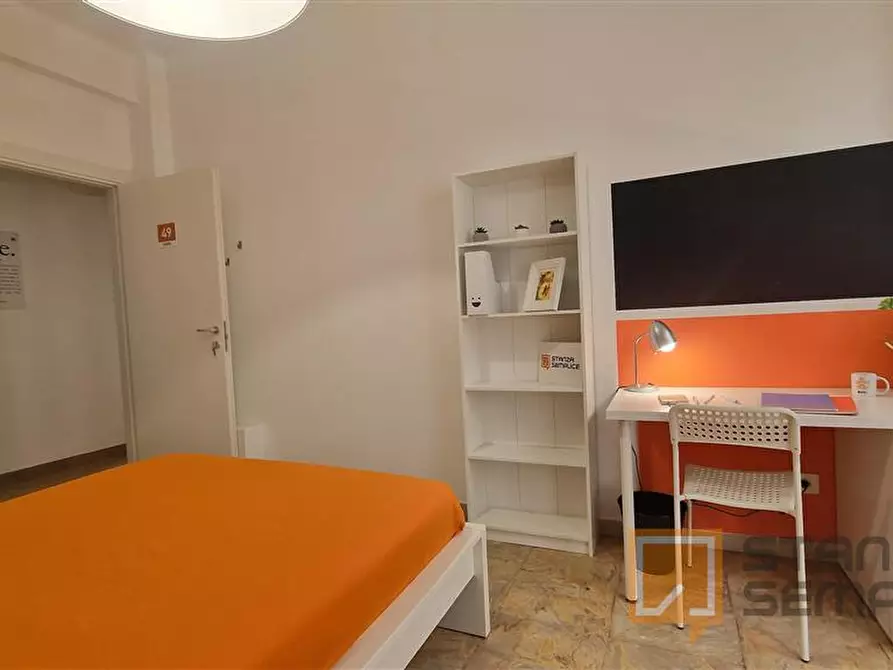 Immagine 3 di Stanza singola in affitto  in Lungotevere di Pietra Papa, 61  a Roma