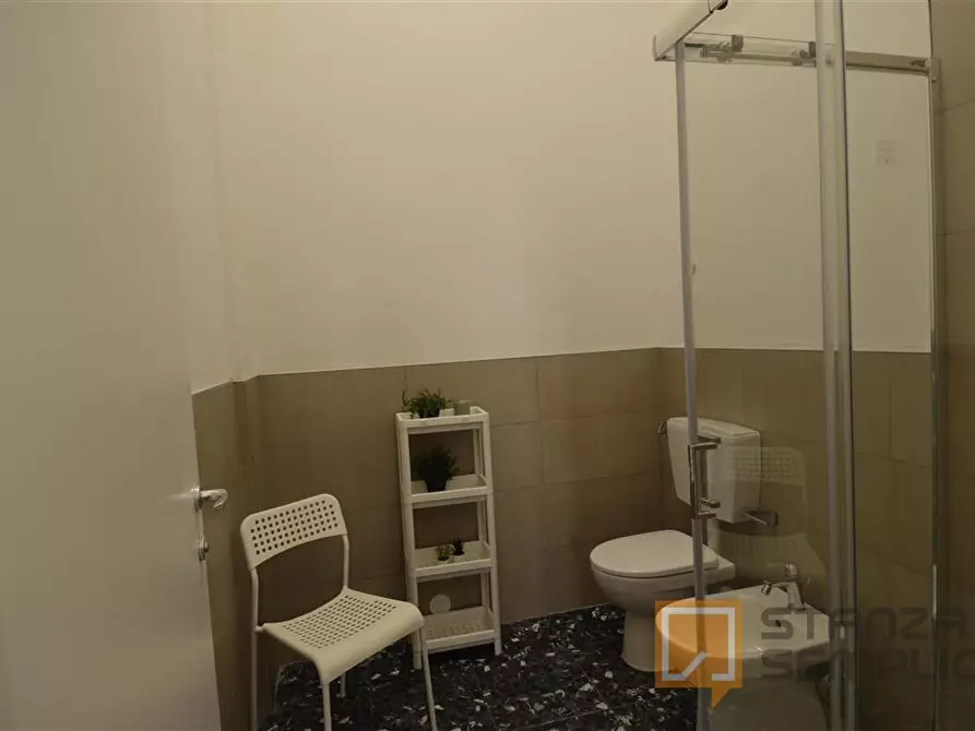 Immagine 13 di Stanza singola in affitto  in Vicolo Franco Villa 1 a Reggio Nell'emilia