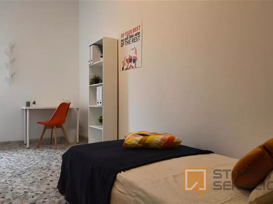 Immagine 2 di Stanza singola in affitto  in Vicolo Franco Villa 1 a Reggio Nell'emilia