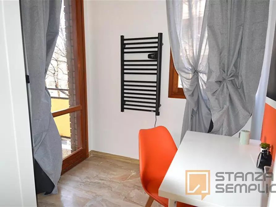 Immagine 4 di Stanza singola in affitto  in Via Crespellani 220 a Modena