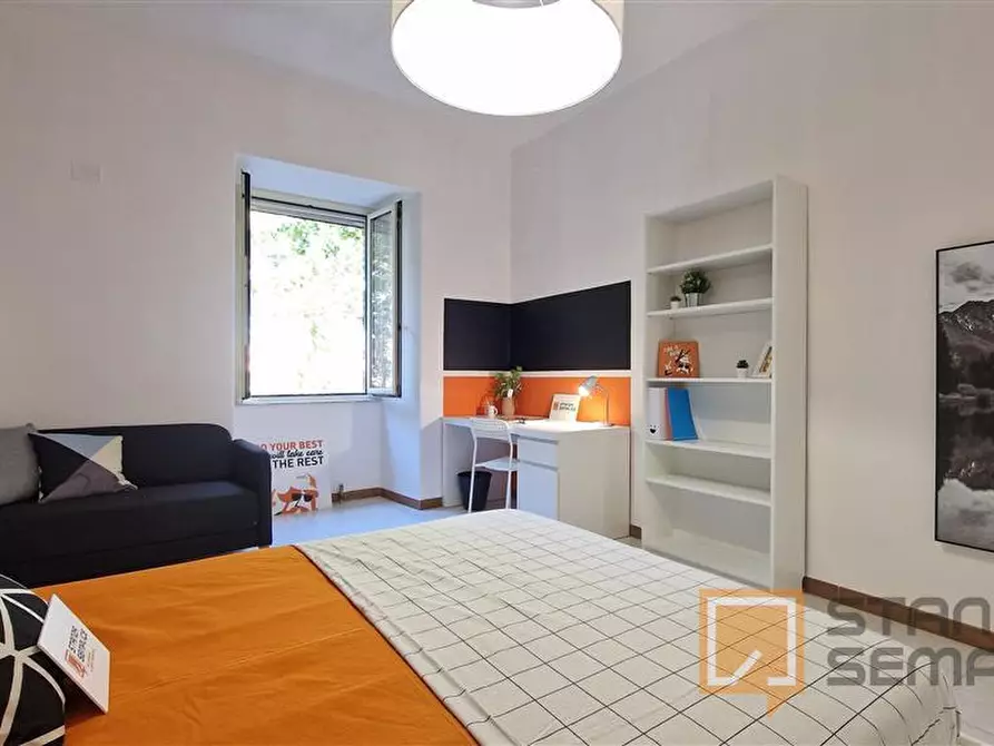 Immagine 1 di Stanza singola in affitto  in Via Ostiense, 353 a Roma
