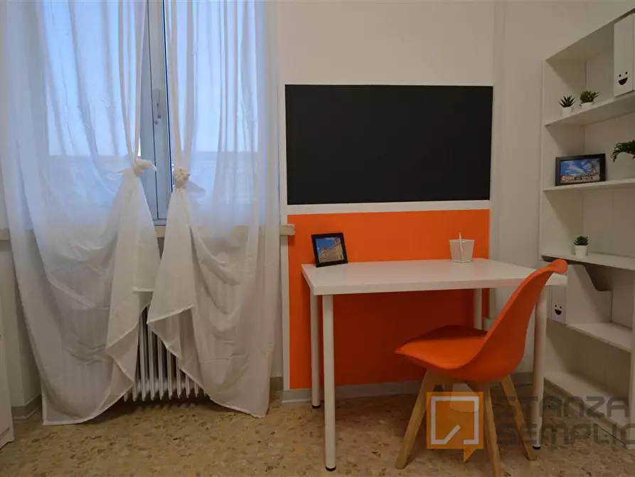 Immagine 3 di Stanza singola in affitto  in Vicolo Franco Villa 1 a Reggio Nell'emilia